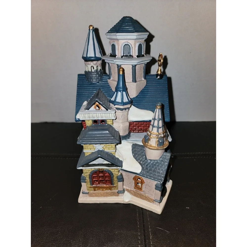 2003 Lemax Needham Community‎ Church Light House